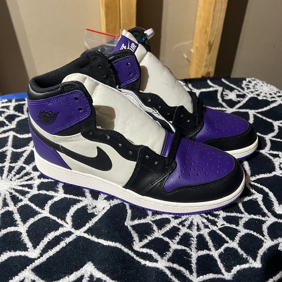 Nike Air Jordan High OG GS Original Court Purple Sneakers